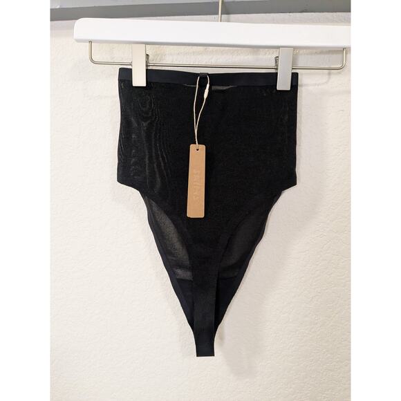 SKIMS Women's Size XS High Waisted Thong Onxy Black NWT - Picture 4 of 8
